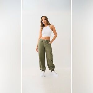 New BOBBI BAGGY CARGO JOGGER
TRUE RELIGION